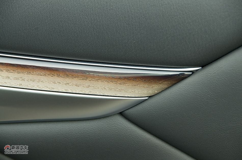 2011ӢM37