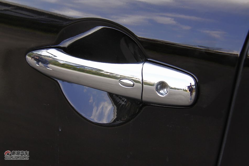 2011ӢM25