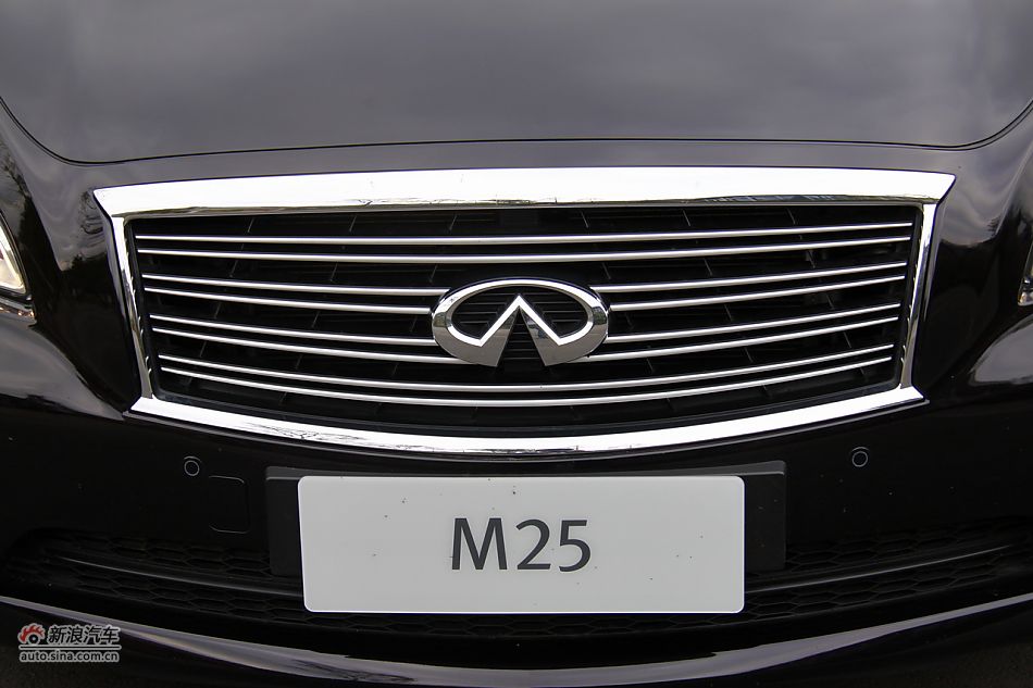 2011ӢM25