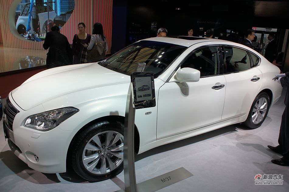 ӢM37