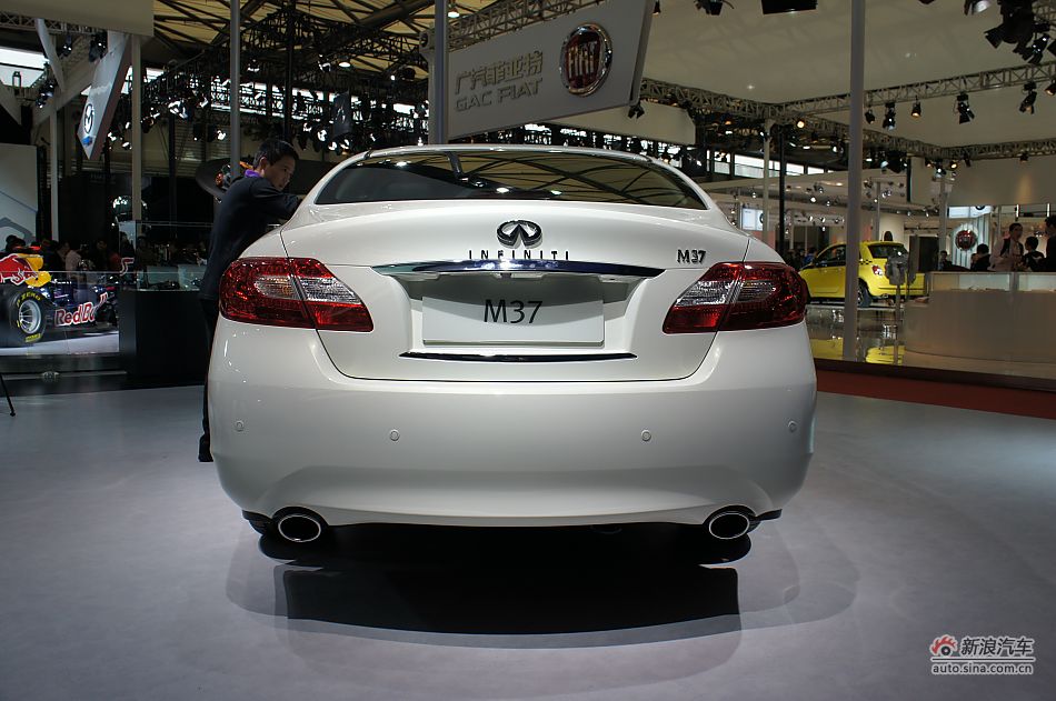 ӢM37