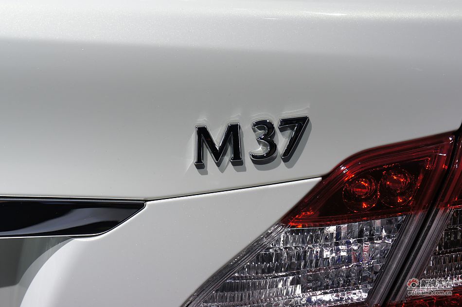 ӢM37