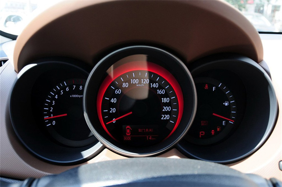  2012 1.6L AT Premium  