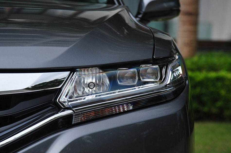2015 2.0L  ϸ
