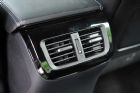 2015款 2.0L 尊贵版 座椅空间