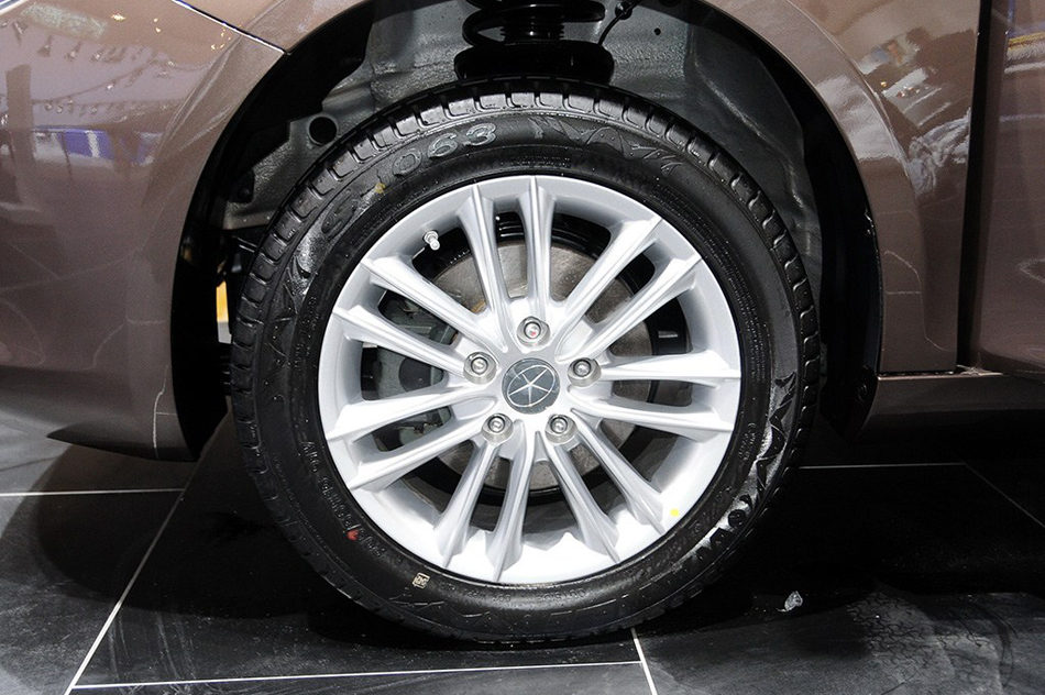 2014 1.5L ֶ 