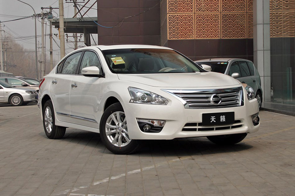  2013 2.0L XLʰ 