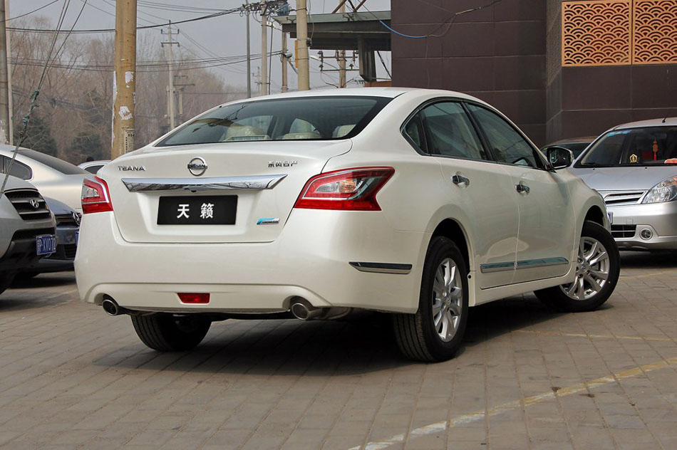  2013 2.0L XLʰ 