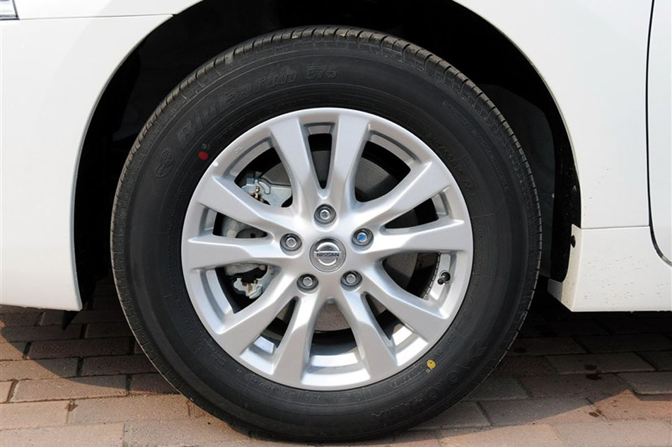  2013 2.0L XLʰ ϸ