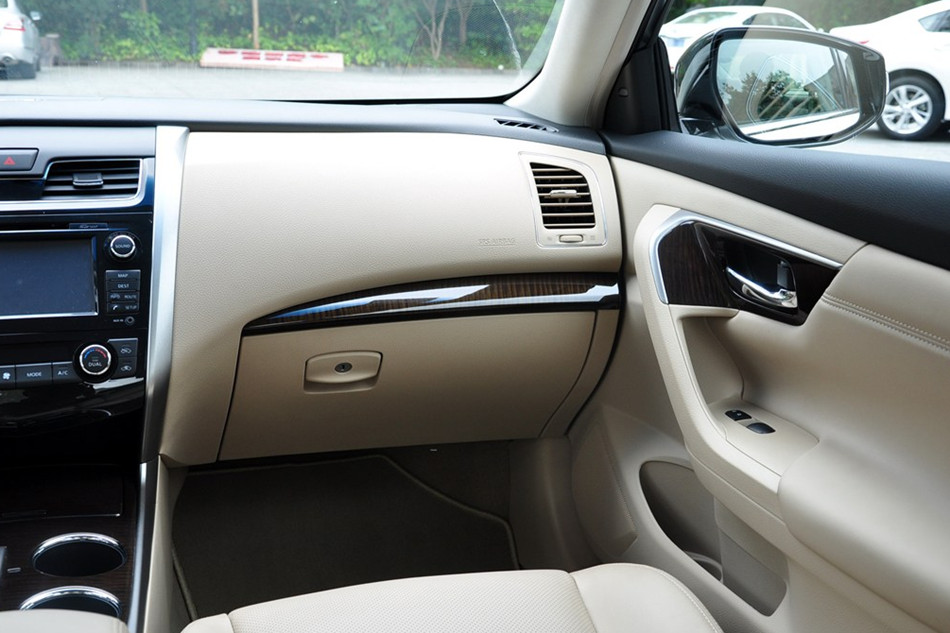 2013 2.5L XL-UpperNAVI Tech 