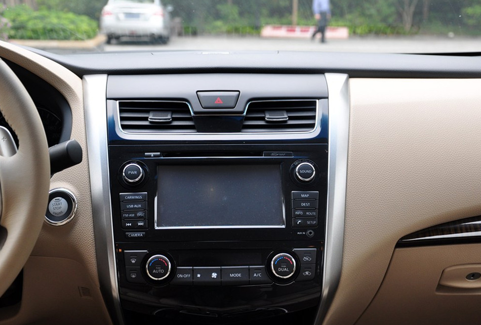2013 2.5L XL-UpperNAVI Tech 