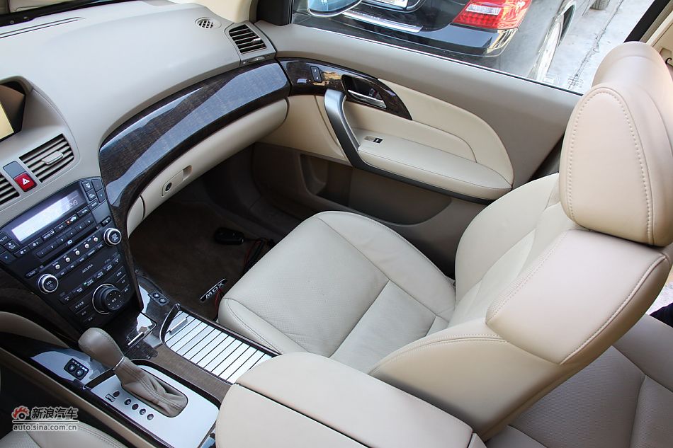 2010کMDX