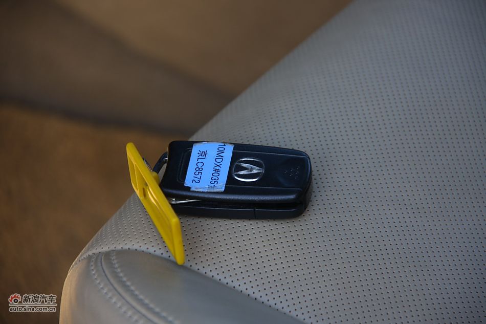 2010کMDXԿ