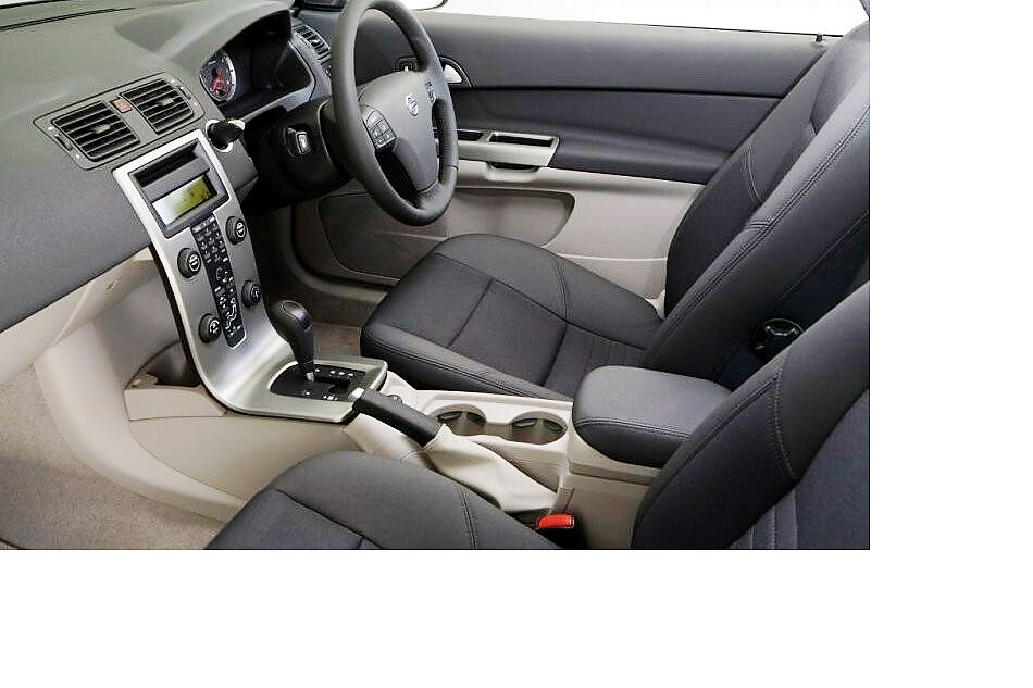 VOLVO C30
