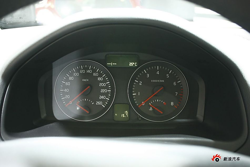 ֶC30