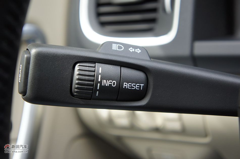 2012ֶS60