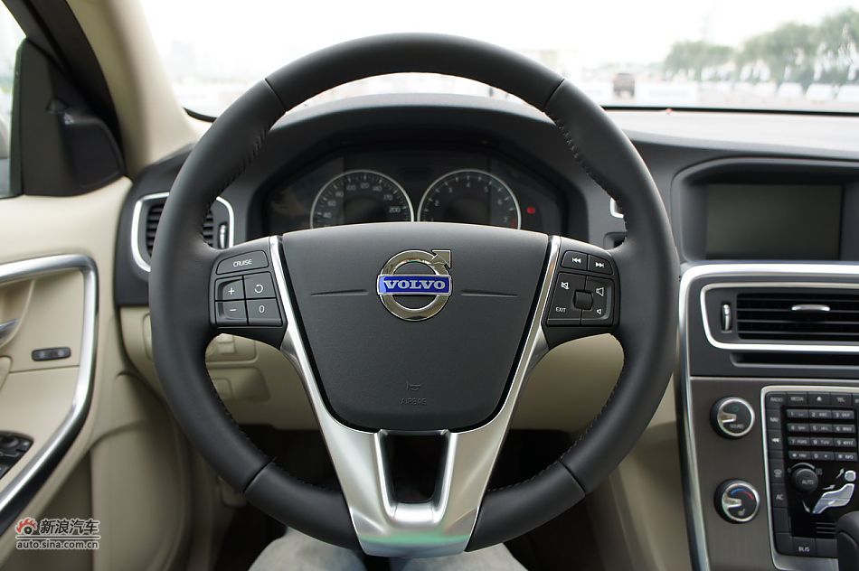 2012ֶS60