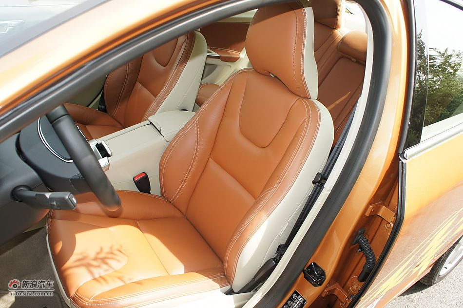 2012ֶS60