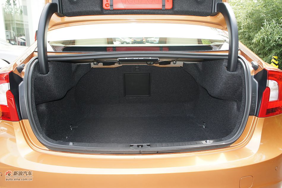 2012ֶS60