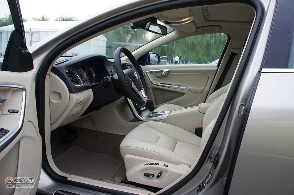 2012ֶS60