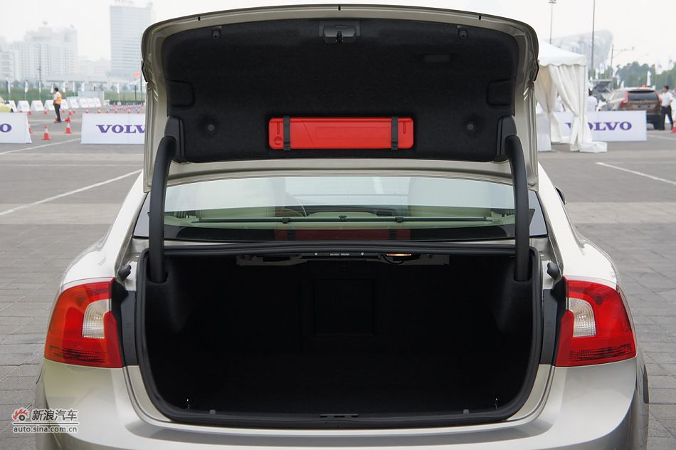 2012ֶS60