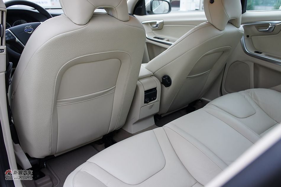 2012ֶS60