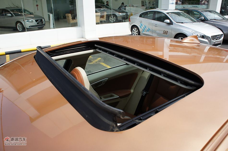 2012ֶS60