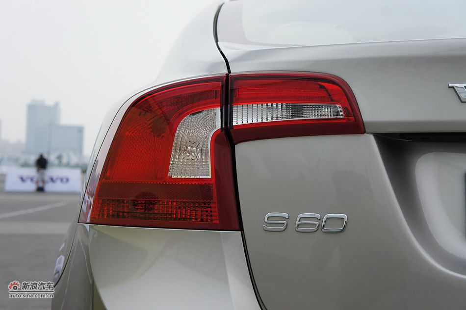 2012ֶS60