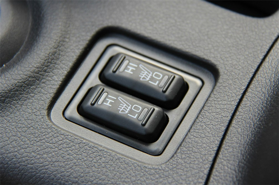 2013 2.4L CVT   7 οռ