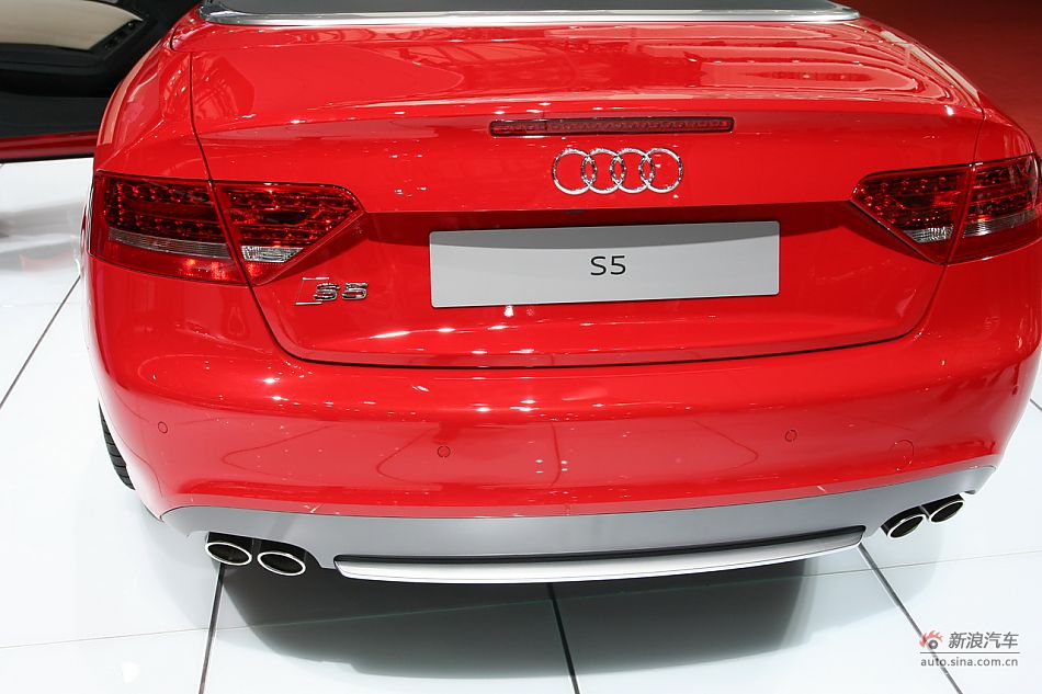 µS5