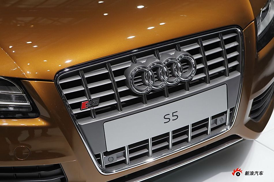 µS5