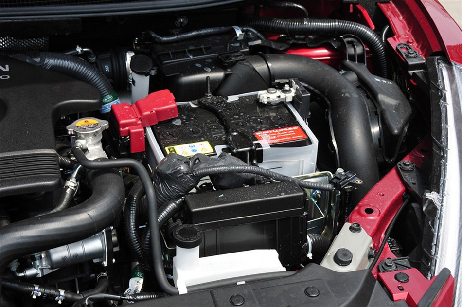 2011 1.6T M-CVT ¿ 