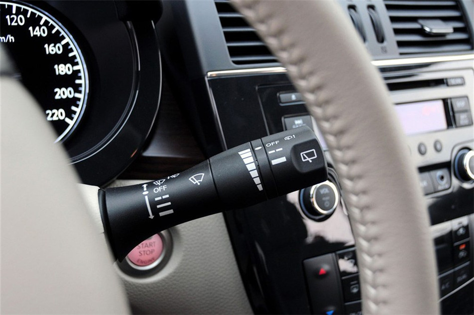 2011 1.6L CVT  