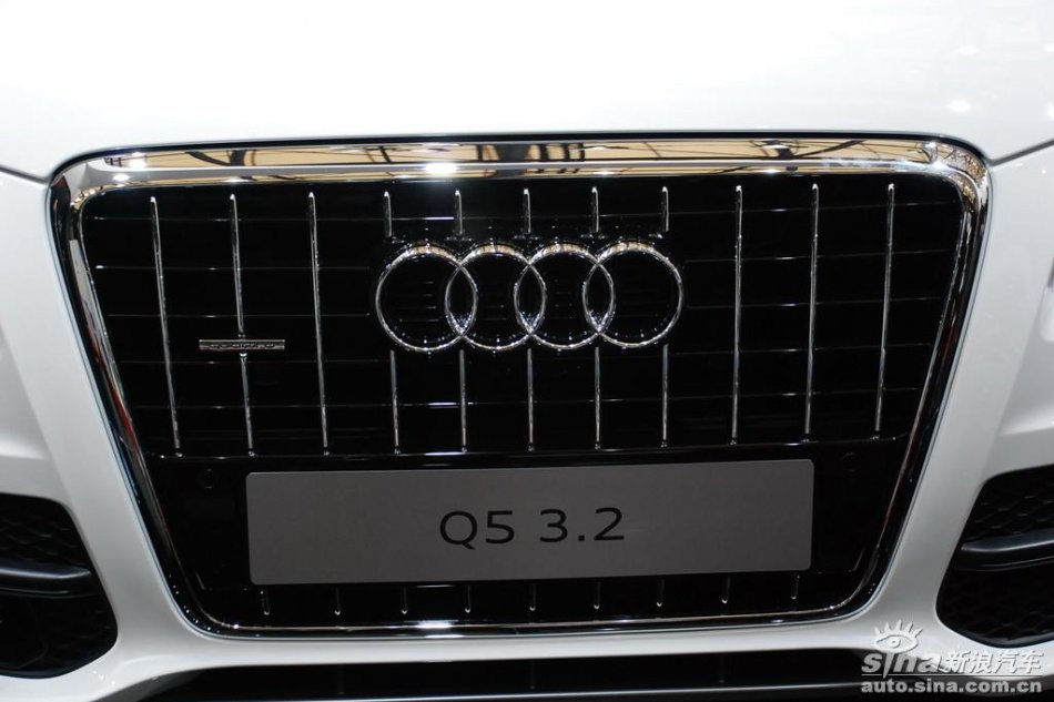 µQ5
