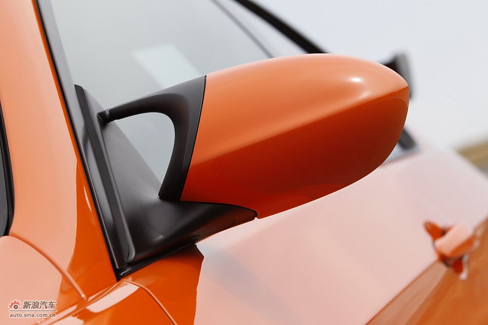BMW M3 GTS ϸ
