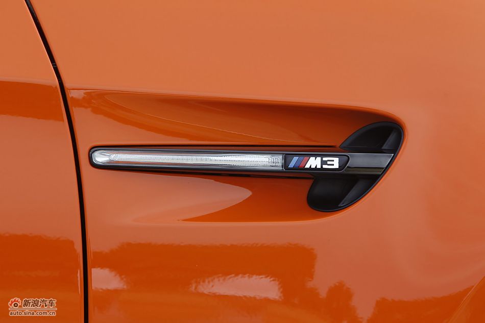 BMW M3 GTS ϸ