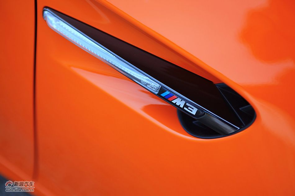 BMW M3 GTS ϸ