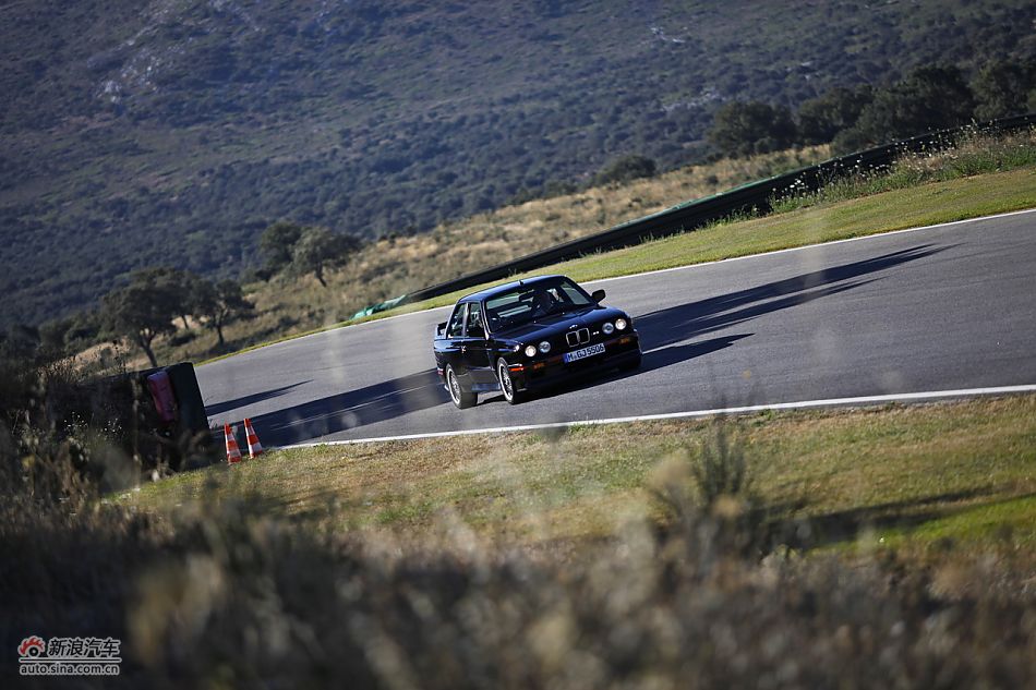 M3 E30 ̬ʵ