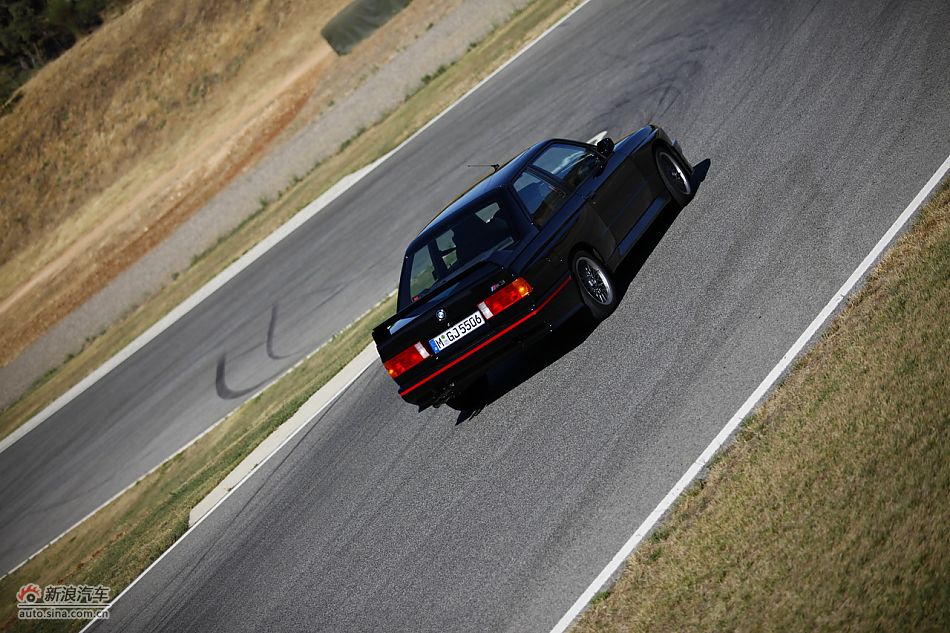 M3 E30 ̬ʵ