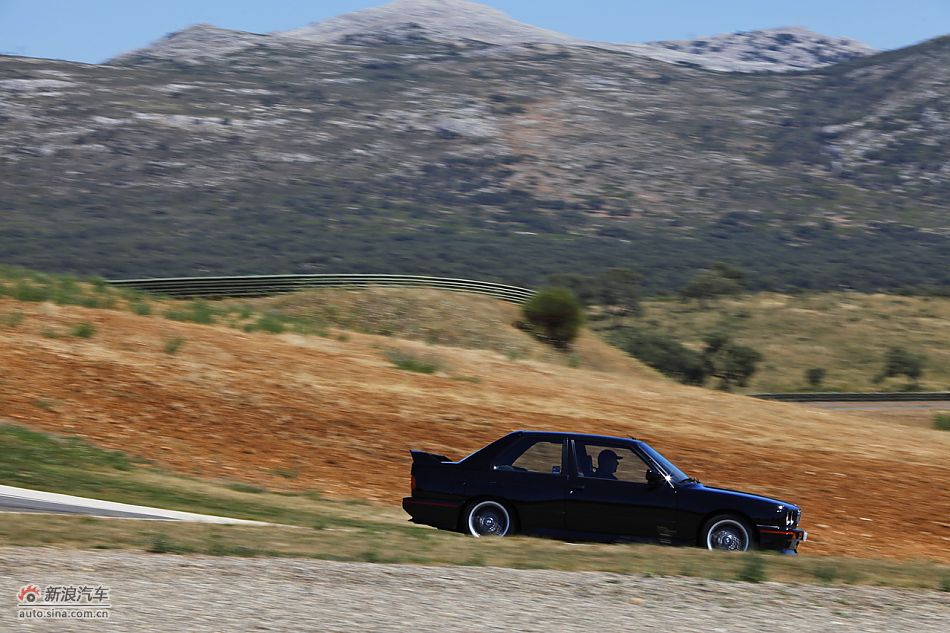 M3 E30 ̬ʵ