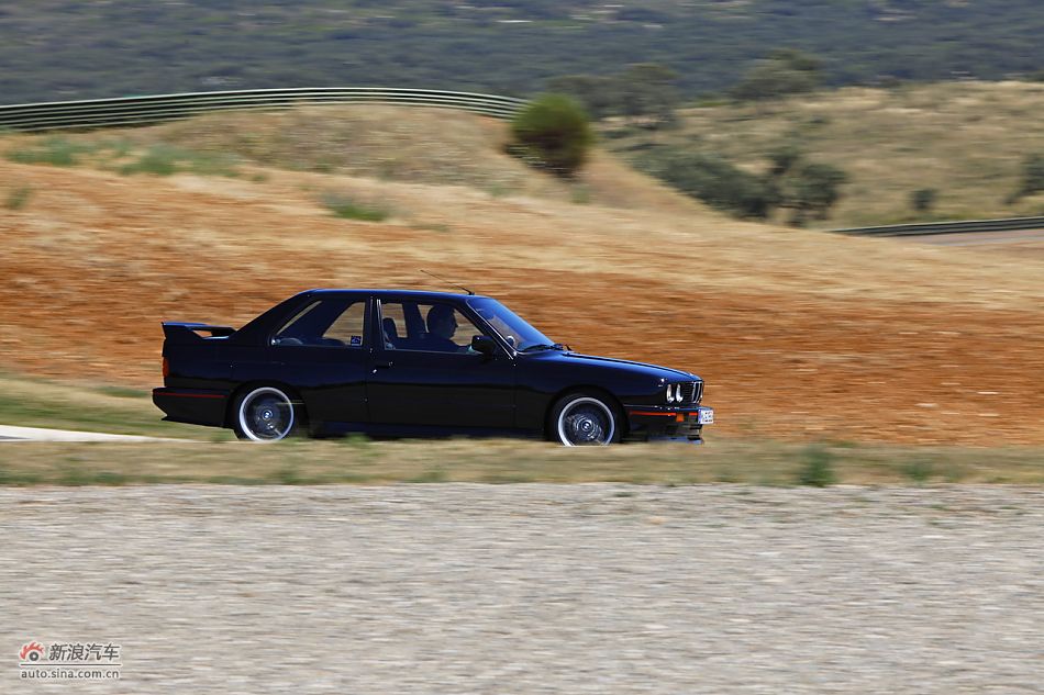 M3 E30 ̬ʵ