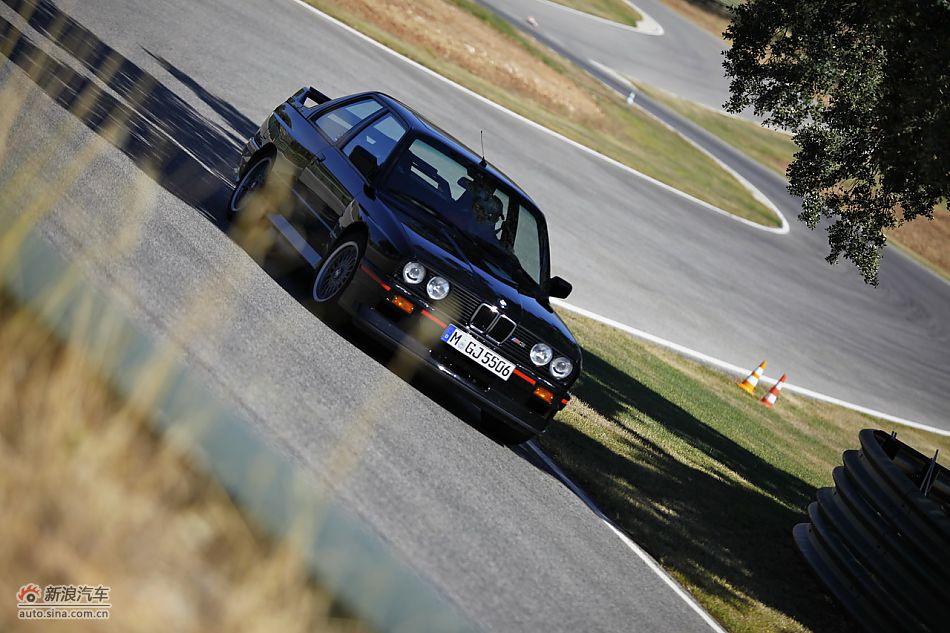M3 E30 ̬ʵ