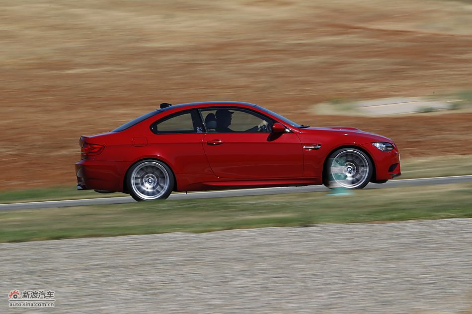 M3 Competition ̬