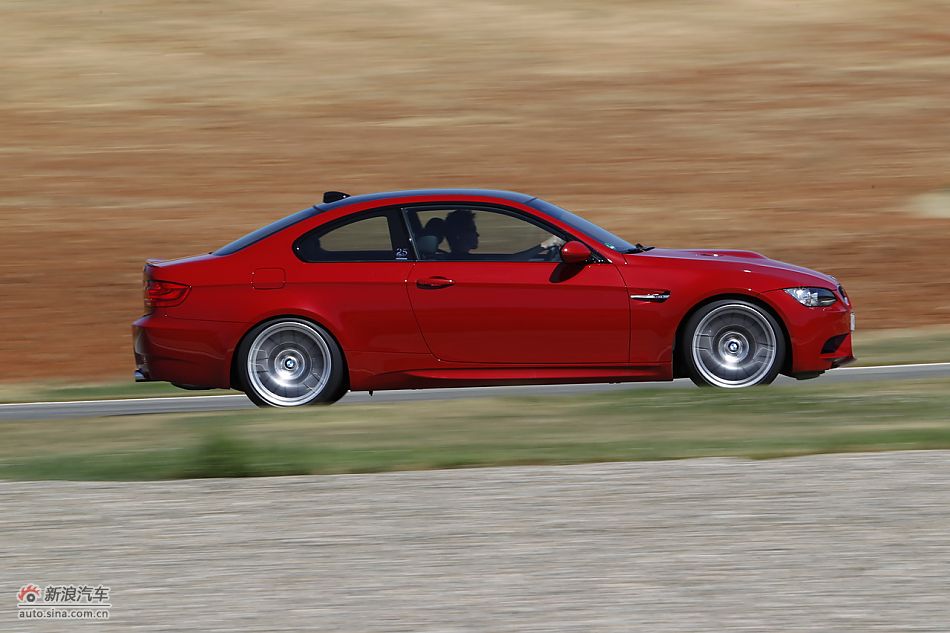 M3 Competition ̬