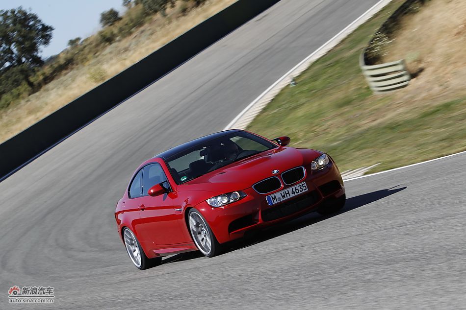 M3 Competition ̬
