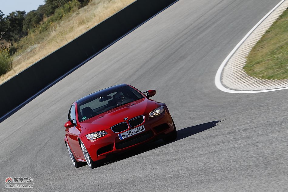 M3 Competition ̬
