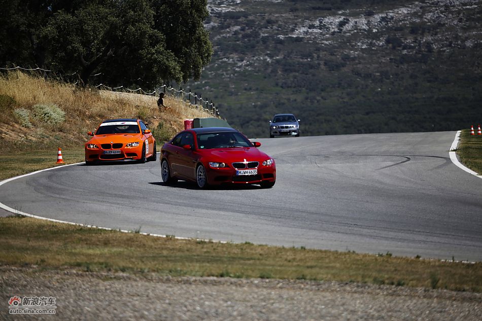 M3 Competition ̬
