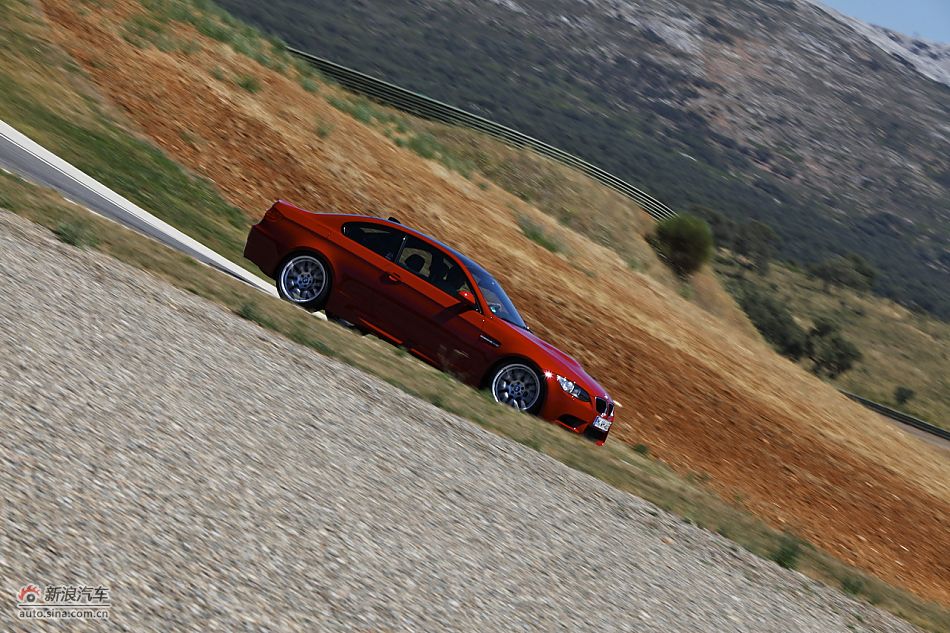 M3 Competition ̬