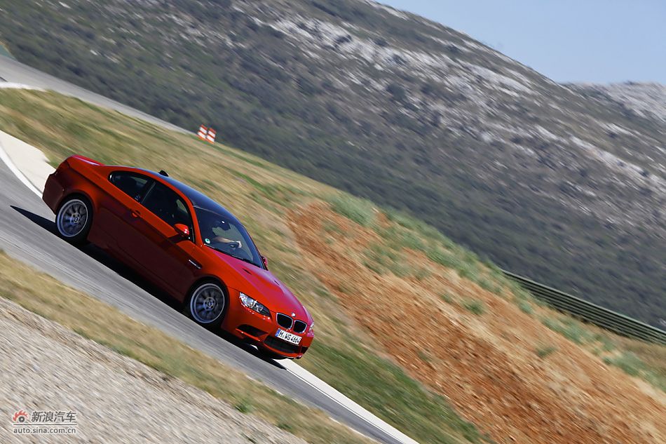 M3 Competition ̬