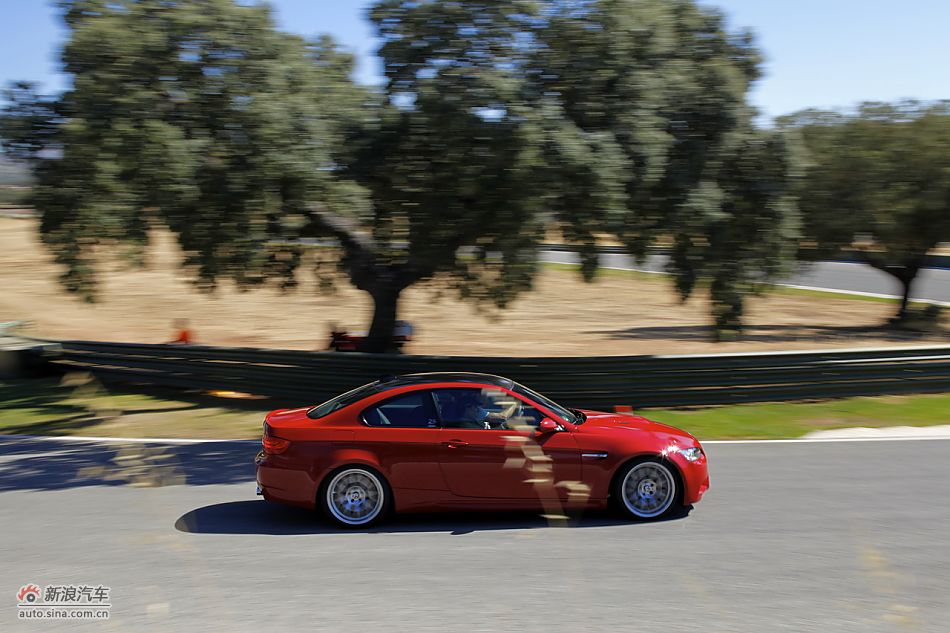 M3 Competition ̬